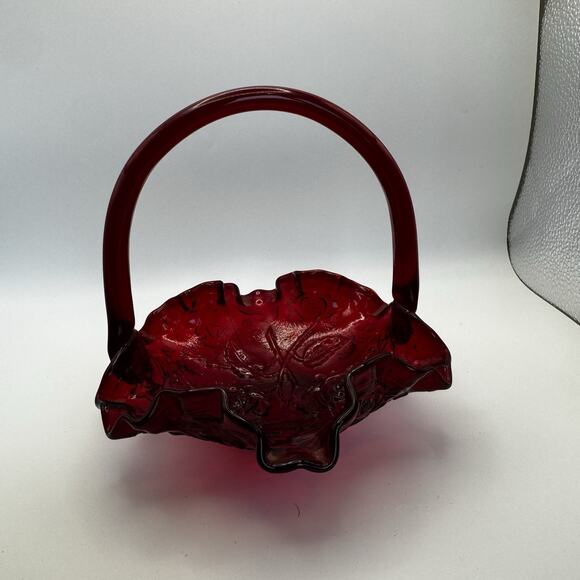 Vintage 1997 Fenton Art Glass Ruby Red Rose Pattern 5.5" Basket‎ - Picture 1 of 7